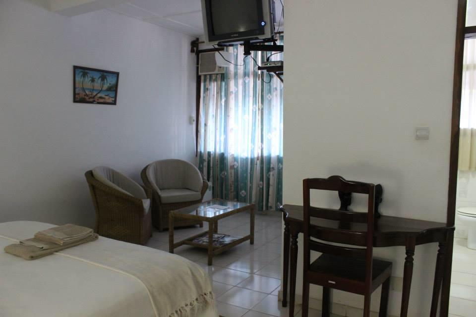 Pensao Residencial Reggio Emilia Hotel เปงบา ภายนอก รูปภาพ