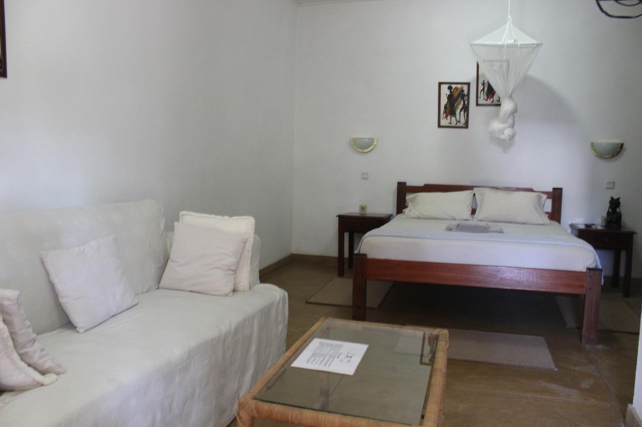 Pensao Residencial Reggio Emilia Hotel เปงบา ภายนอก รูปภาพ